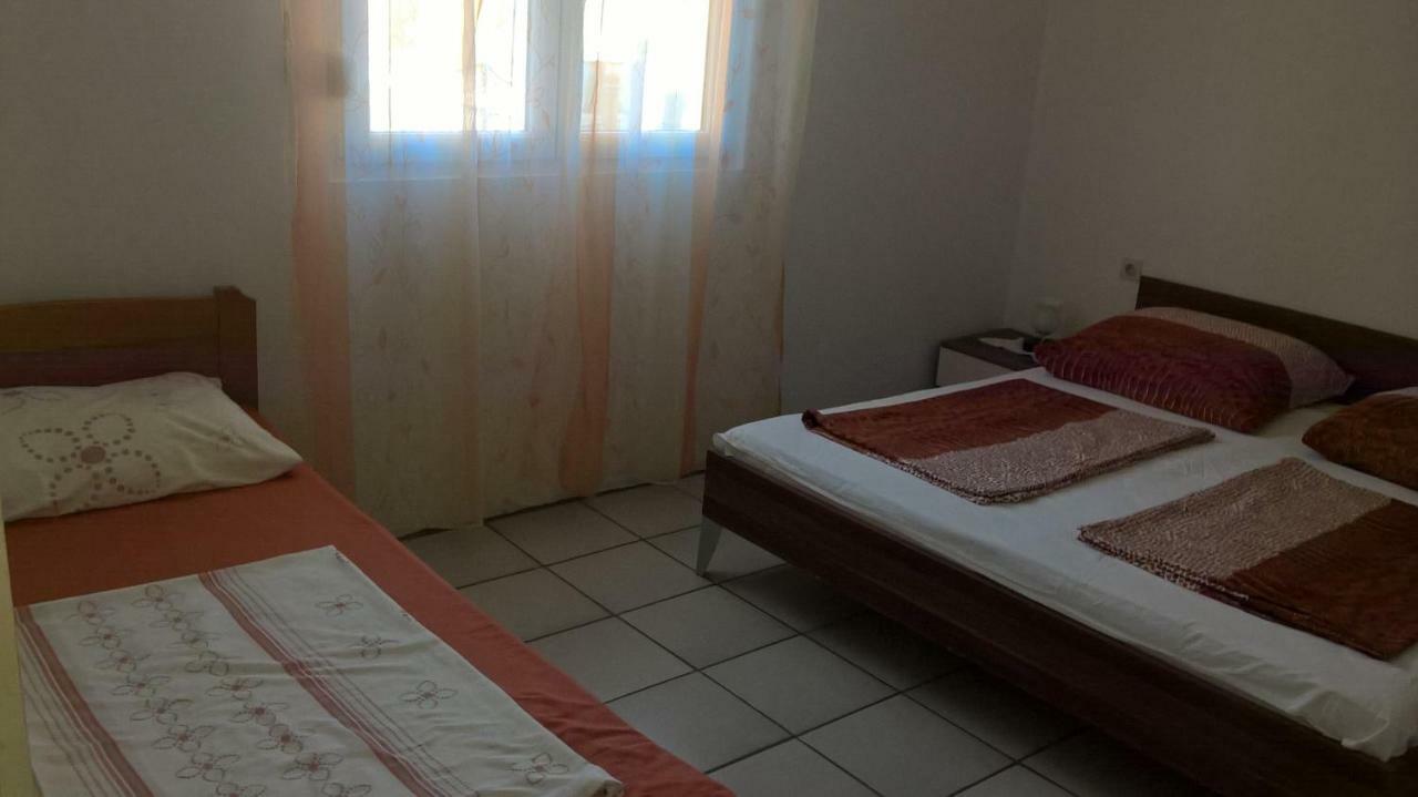 לופאר Apartman Pave & Ilija Jr מראה חיצוני תמונה