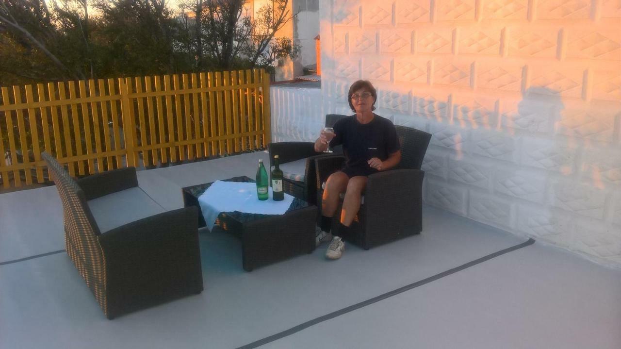 לופאר Apartman Pave & Ilija Jr מראה חיצוני תמונה